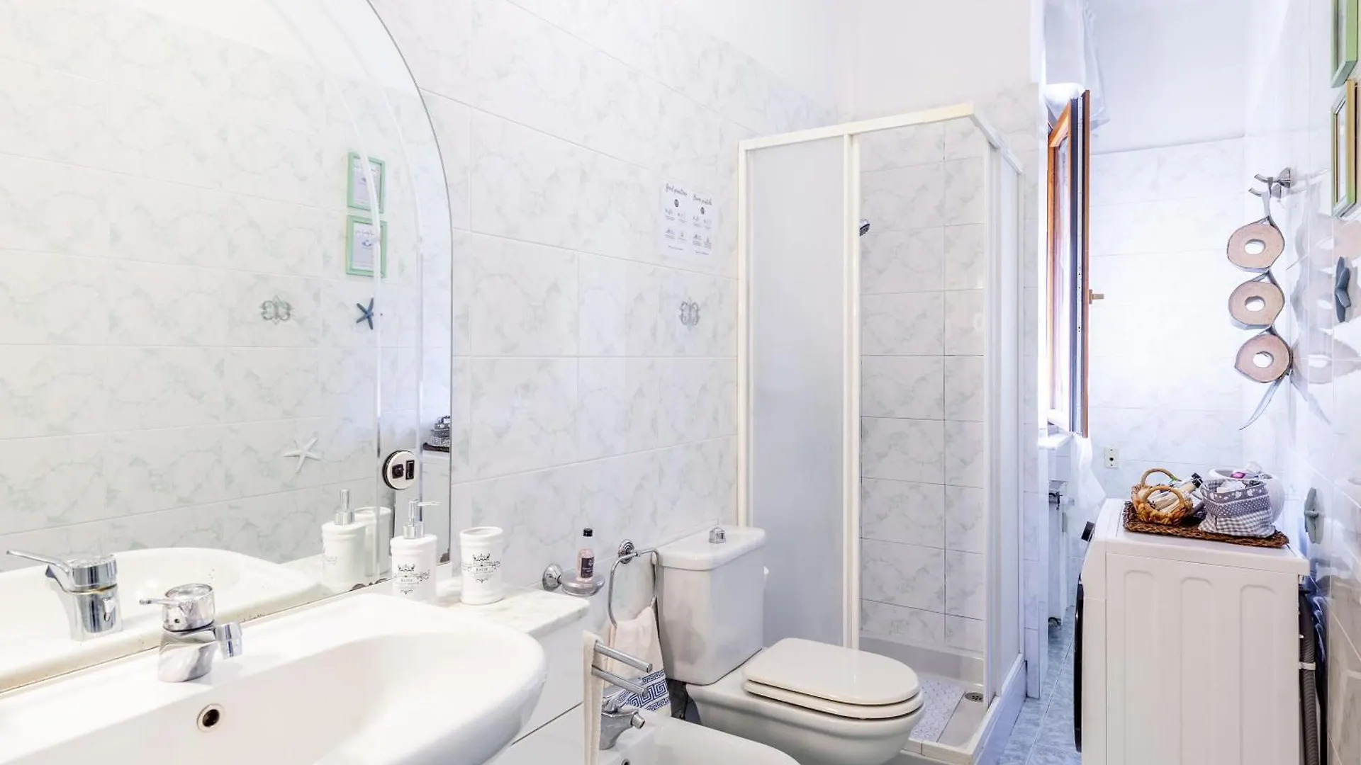C Erano I Nonni A 200 Mt Dal Mare Apartment Marina Di Carrara