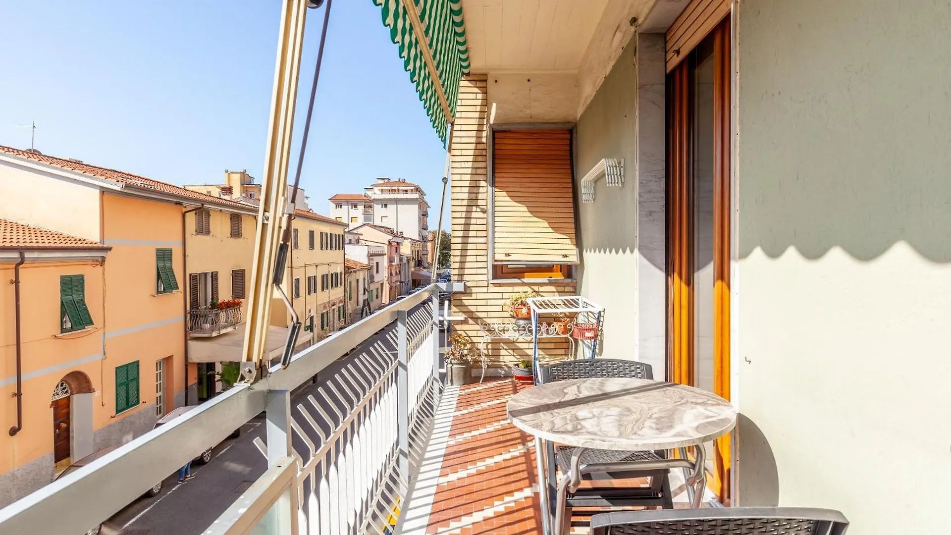 C Erano I Nonni A 200 Mt Dal Mare Apartment Marina Di Carrara